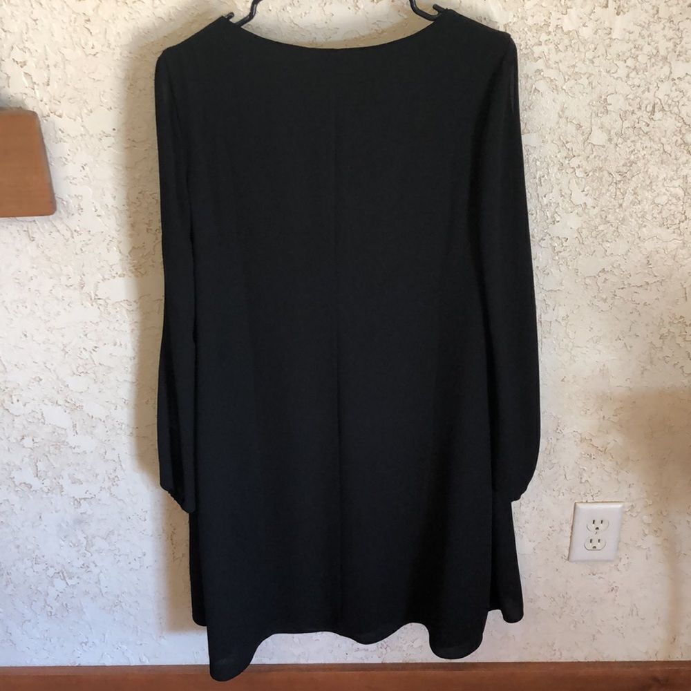 White House Black Market Dress - Picture 4 of 13
